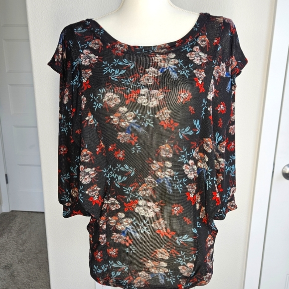 NWT!!! FREE PEOPLE Dock Side Black Comb FLORAL Blouse, Size Small - Picture 2 of 9